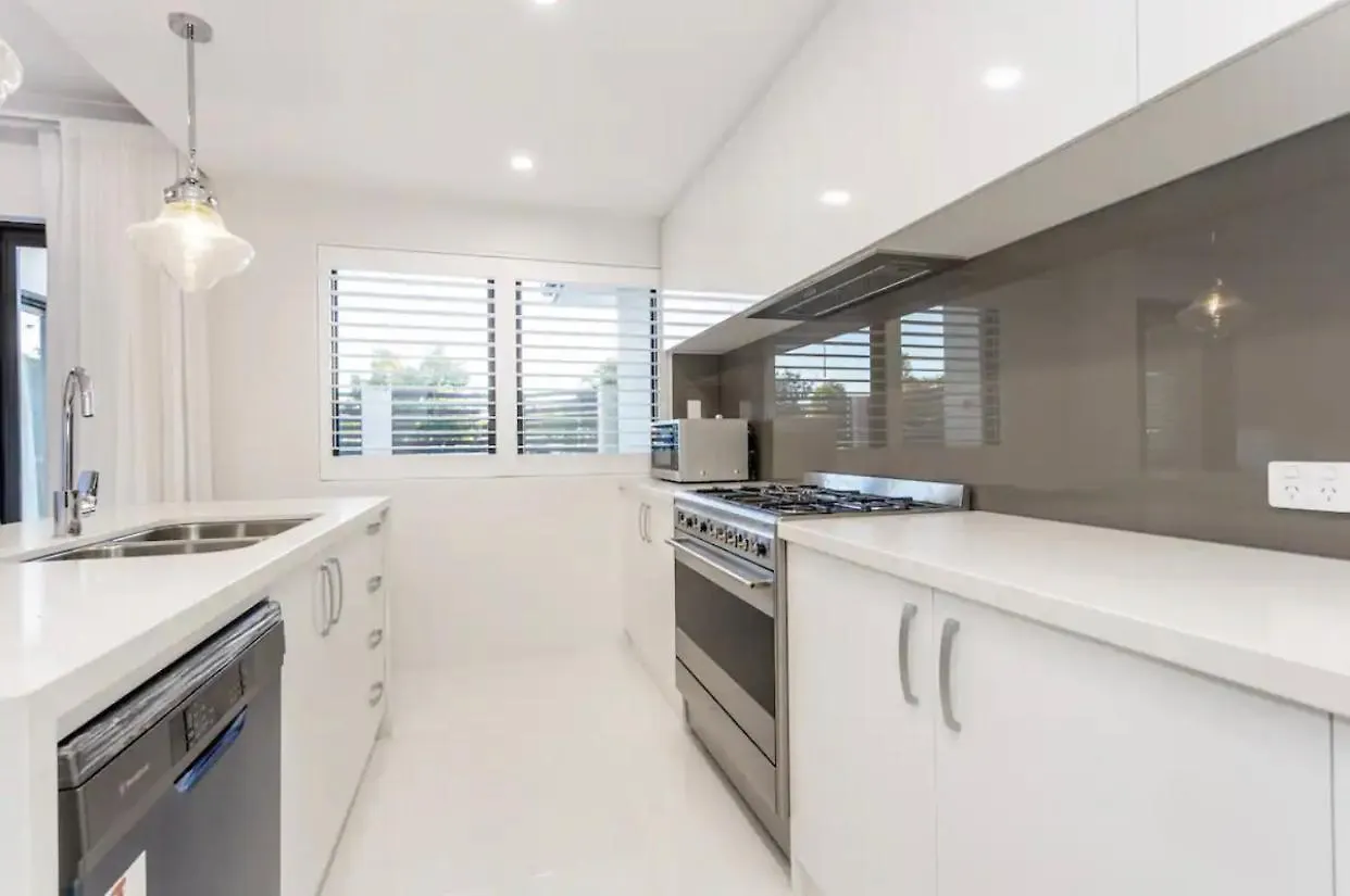 East Vic Park Luxe New Home Perth