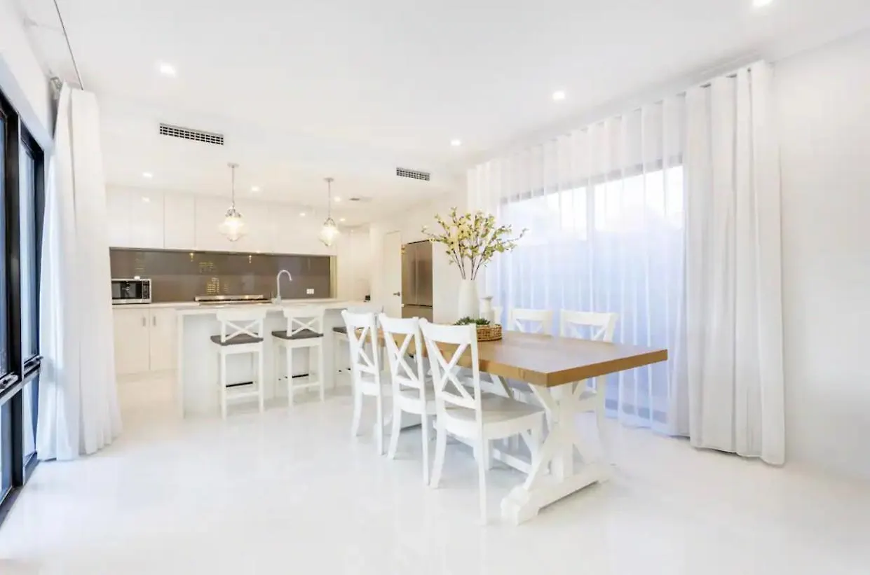 East Vic Park Luxe New Home 퍼스 펜션