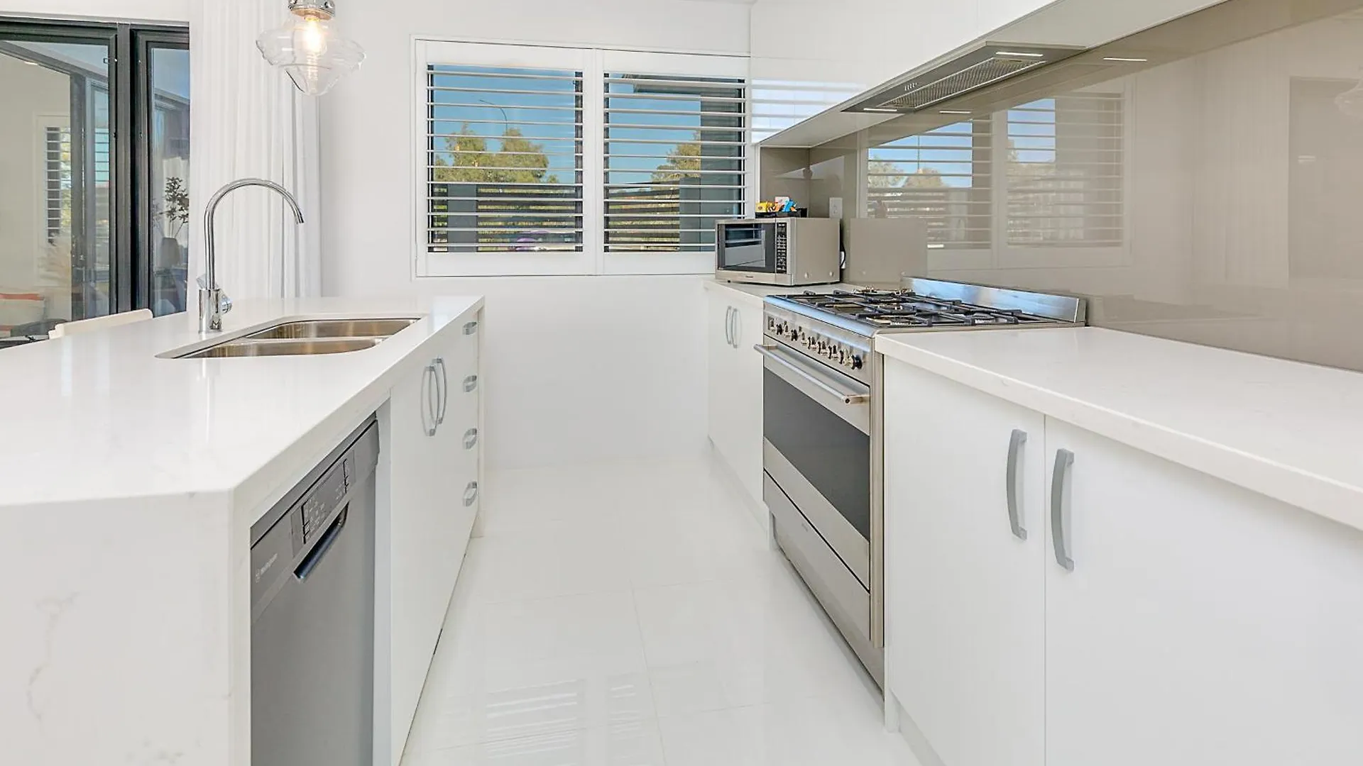 East Vic Park Luxe New Home 퍼스 펜션